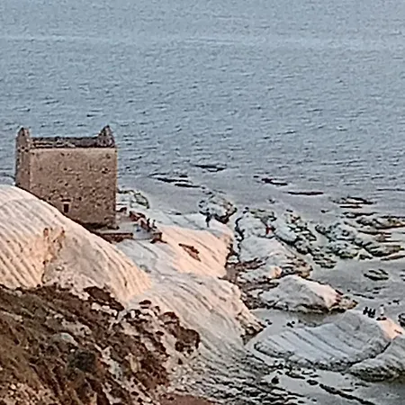 Capinera 3* אגריג'נטו